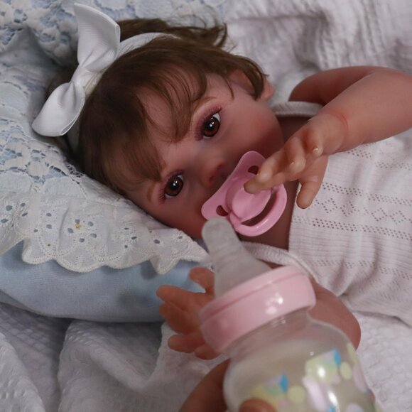 CHAREX Reborn Baby Girl Doll Vinyl Full Body Amazing Gift Set for Kids Age 3+ - Picture 4 of 7